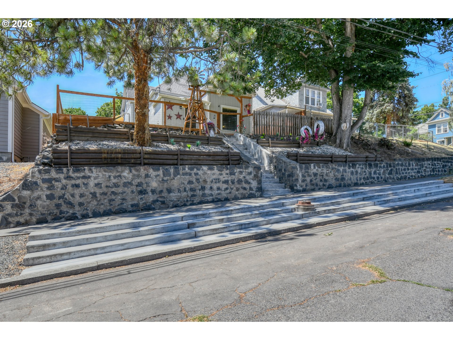 417 NW 4th St, Pendleton, OR 97801 — photo 3