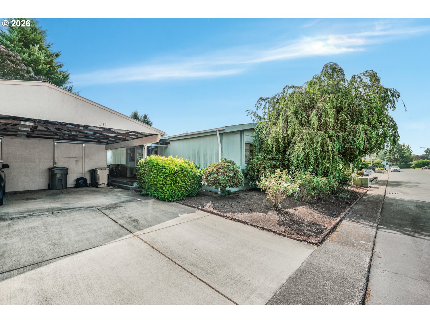 300 SE Lacreole Dr 271 — photo