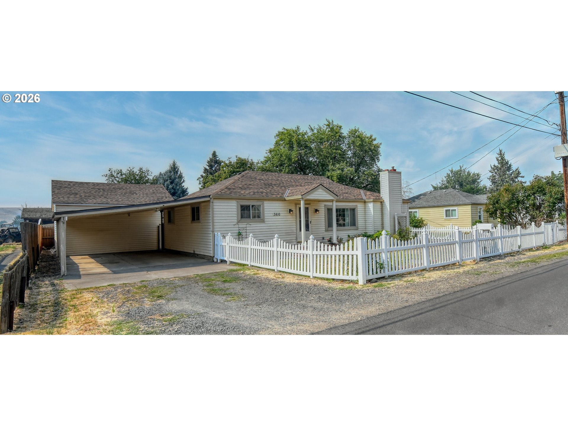 3810 NE Riverside Ave, Pendleton, OR 97801 — photo 2