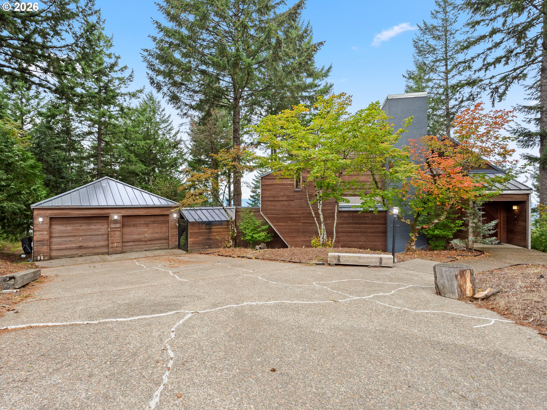25475 NE Bald Peak Rd — photo