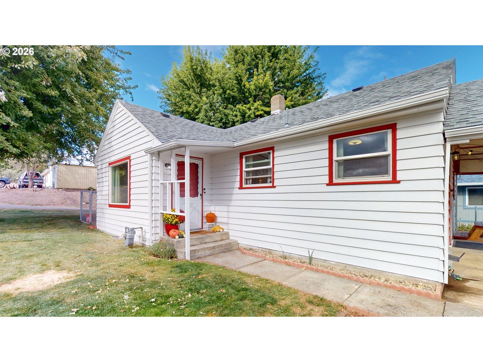 1003 SE Isaac Ave, Pendleton, OR 97801 — photo 2
