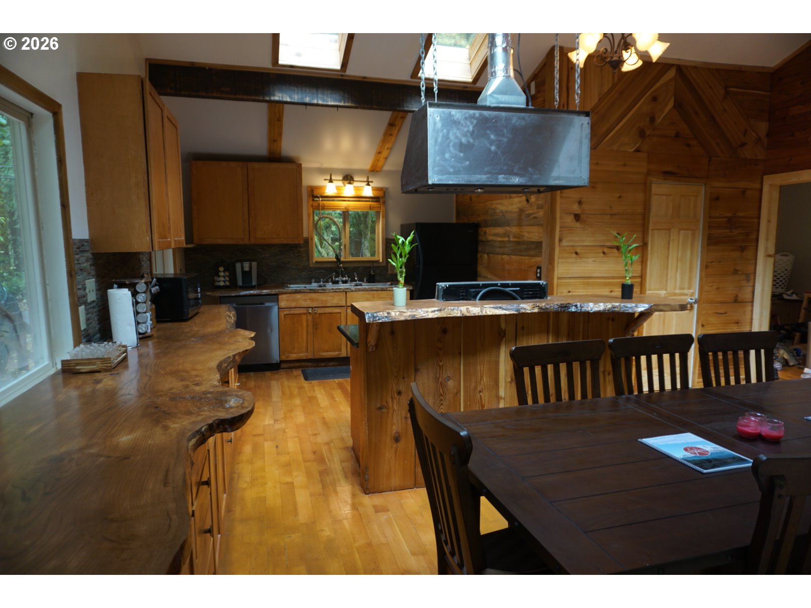 71010 E McFarland Rd, Rhododendron, OR 97049 — photo 2