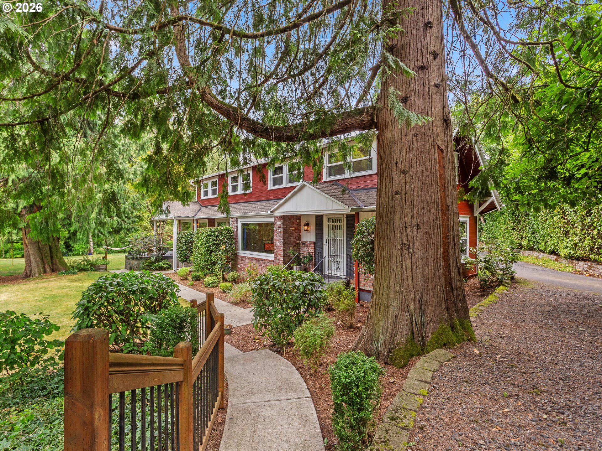 541 SE Park Dr, Gresham, OR 97080 — photo 2