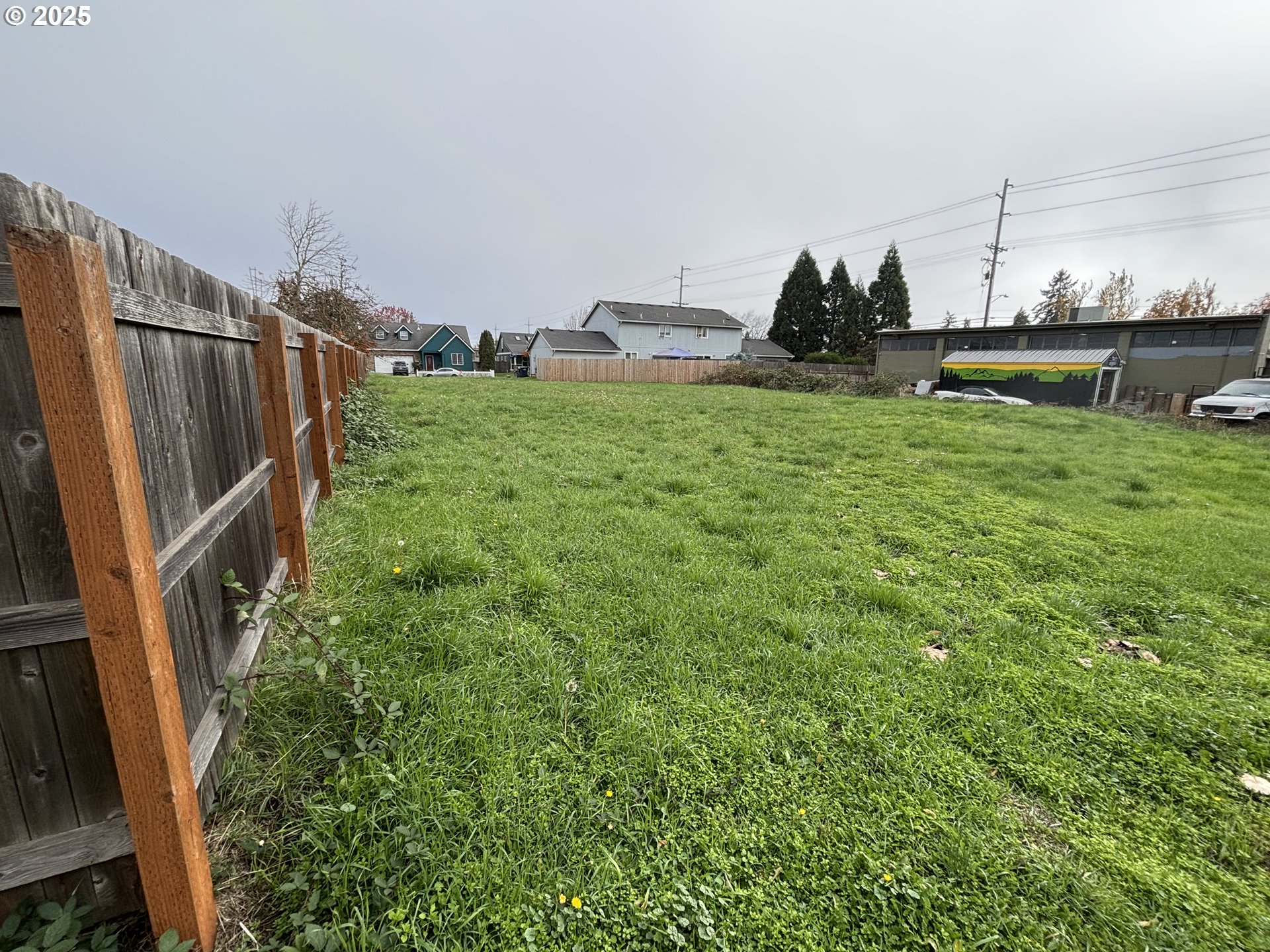 780 Q St, Springfield, OR 97477 — photo 3
