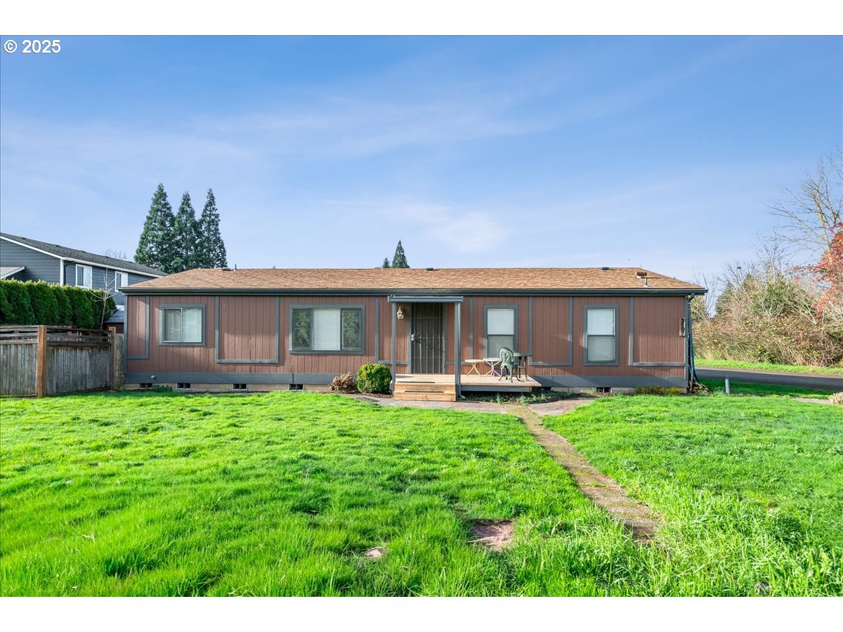 2305 Fisher Rd — photo