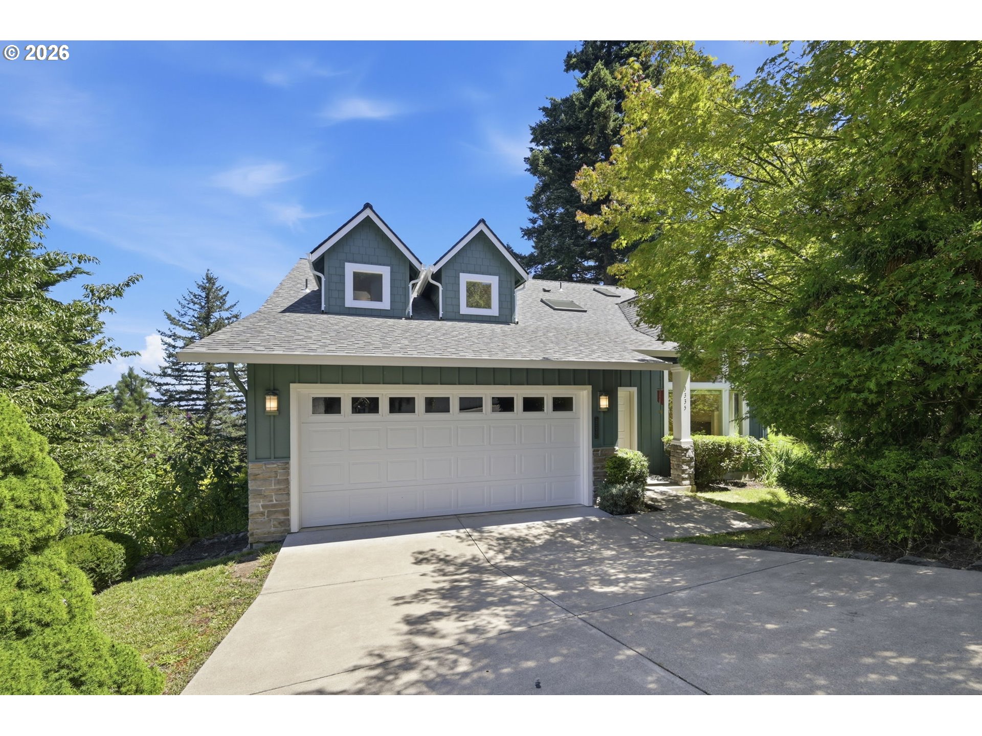 3335 Bentley Ave — photo