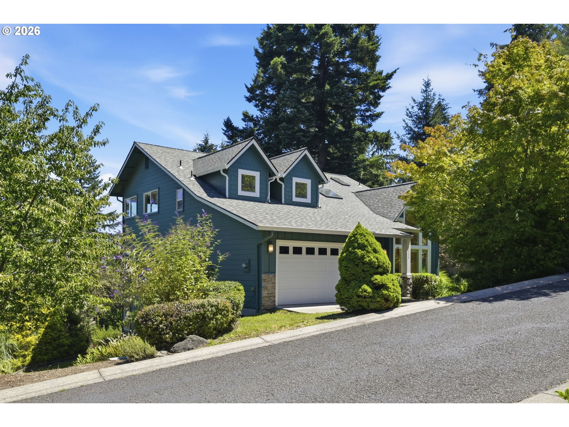 3335 Bentley Ave, Eugene, OR 97405 — photo 2