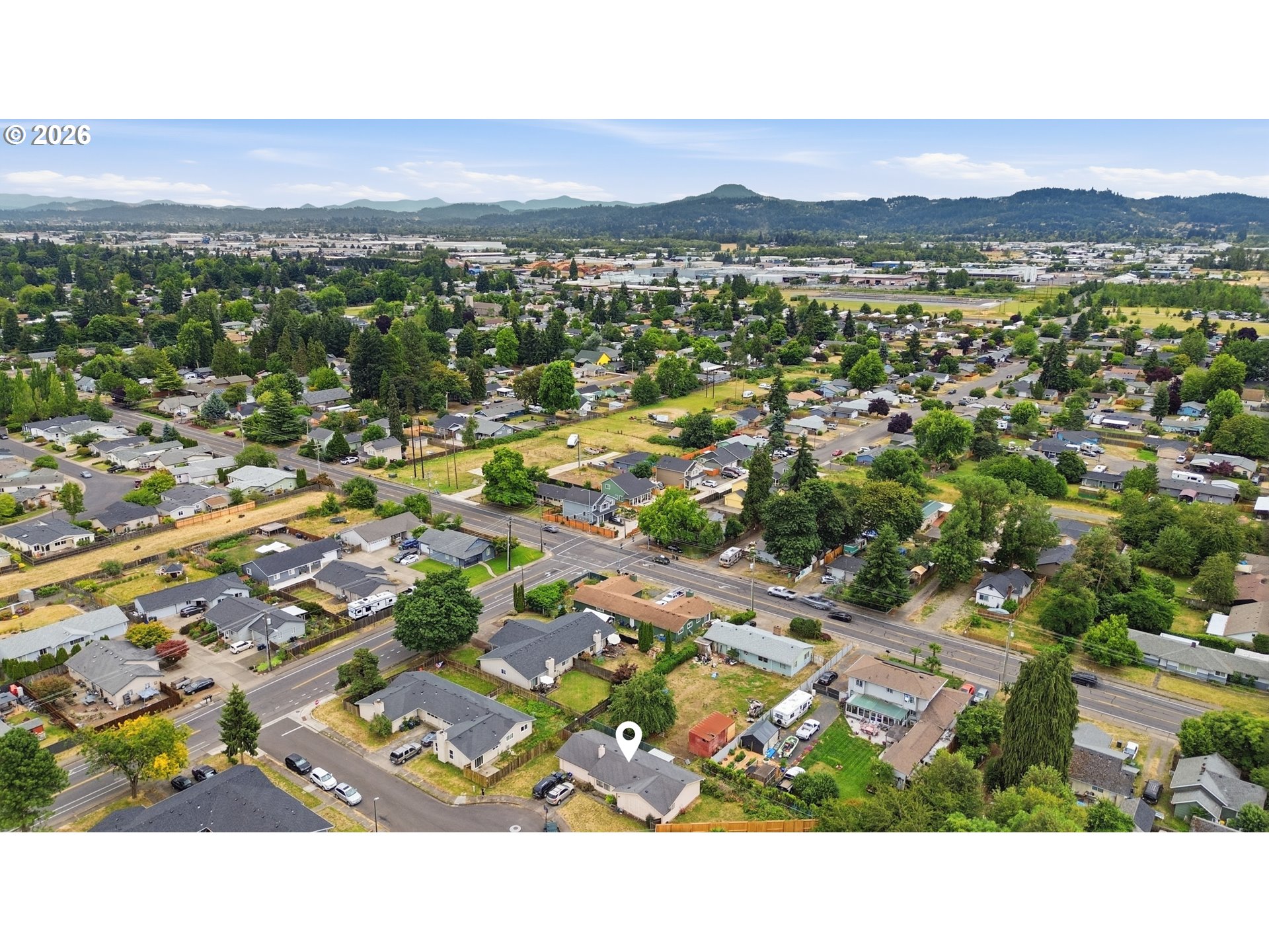 920 Echo Hollow Rd, Eugene, OR 97402 — photo 2