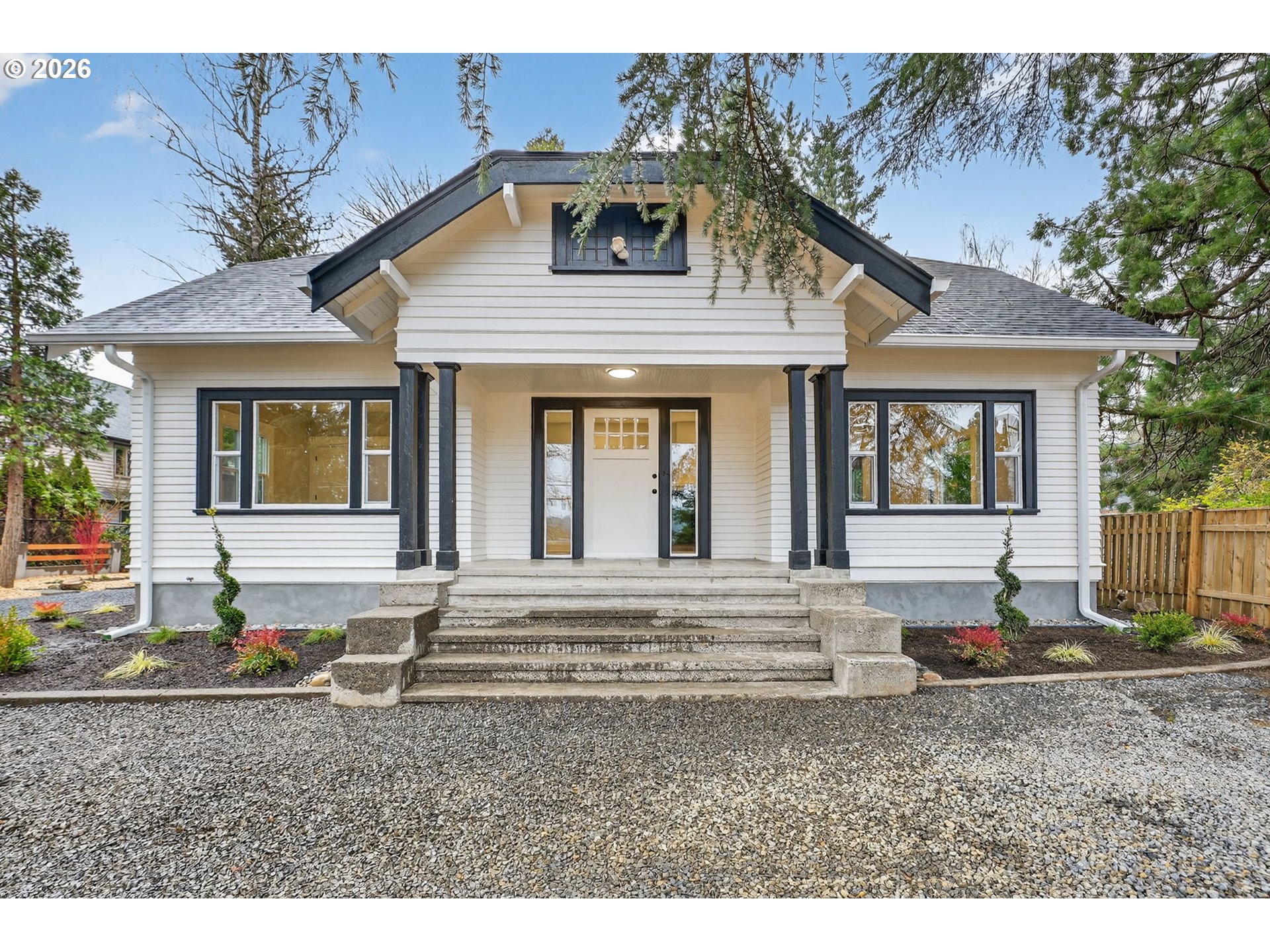 5465 SW Scholls Ferry Rd — photo
