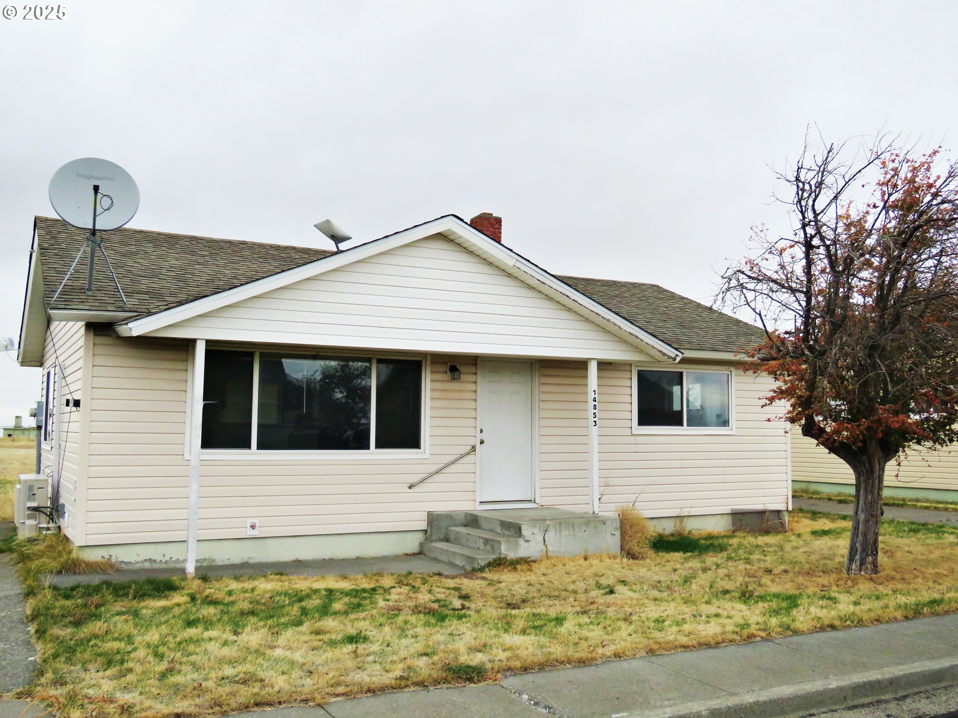 14853 Mt View Dr — photo