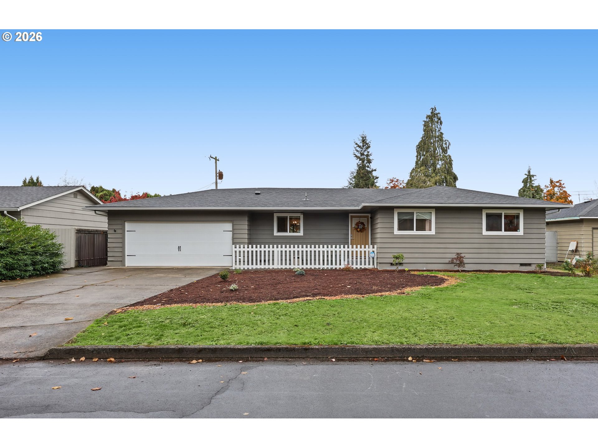 2338 Rose Blossom Dr — photo