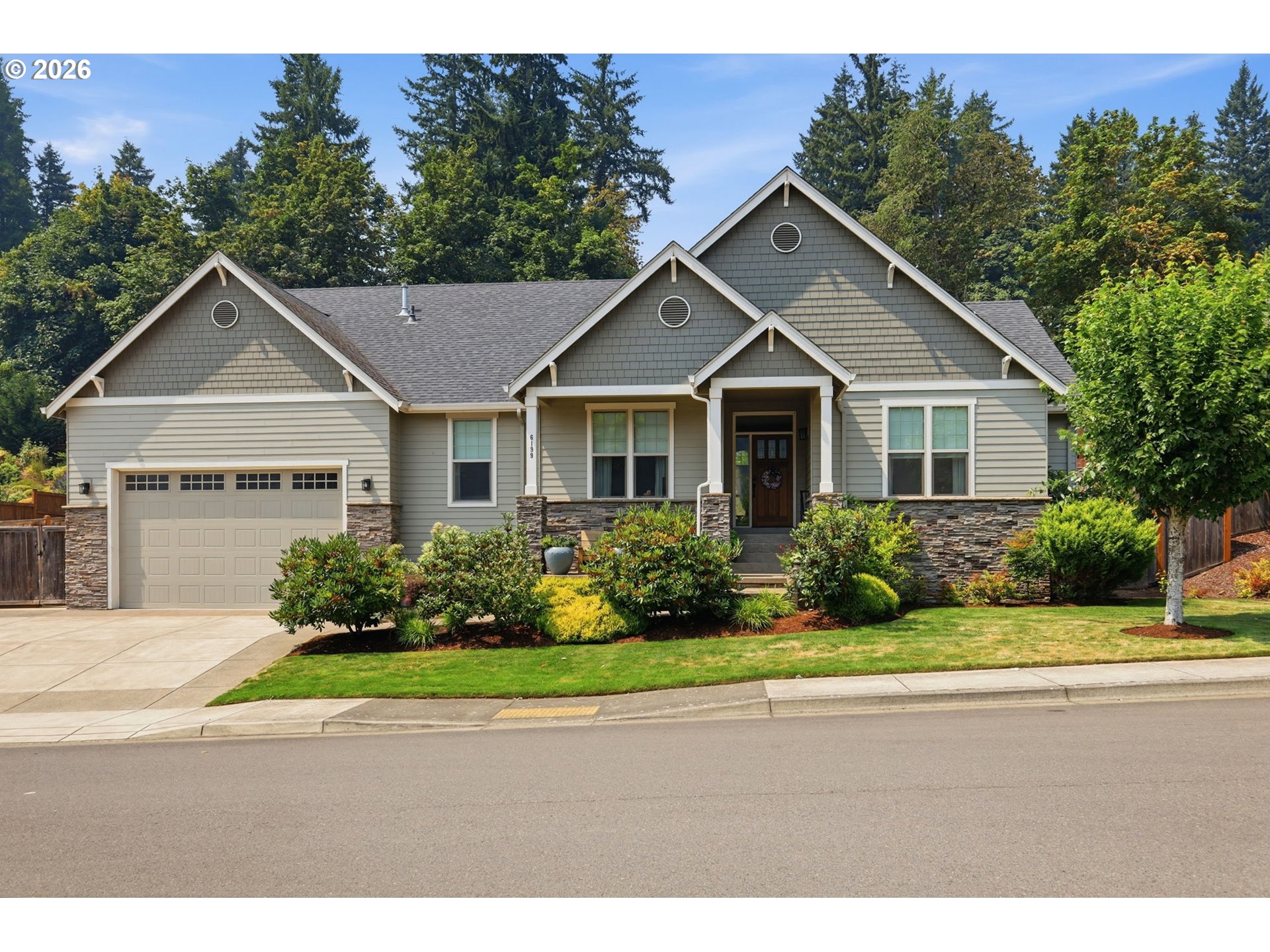 6199 Graystone Loop, Springfield, OR 97478