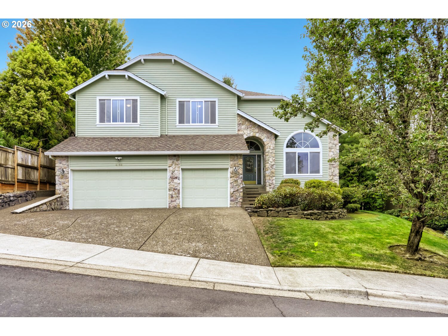 4758 NW Oakpoint Way — photo
