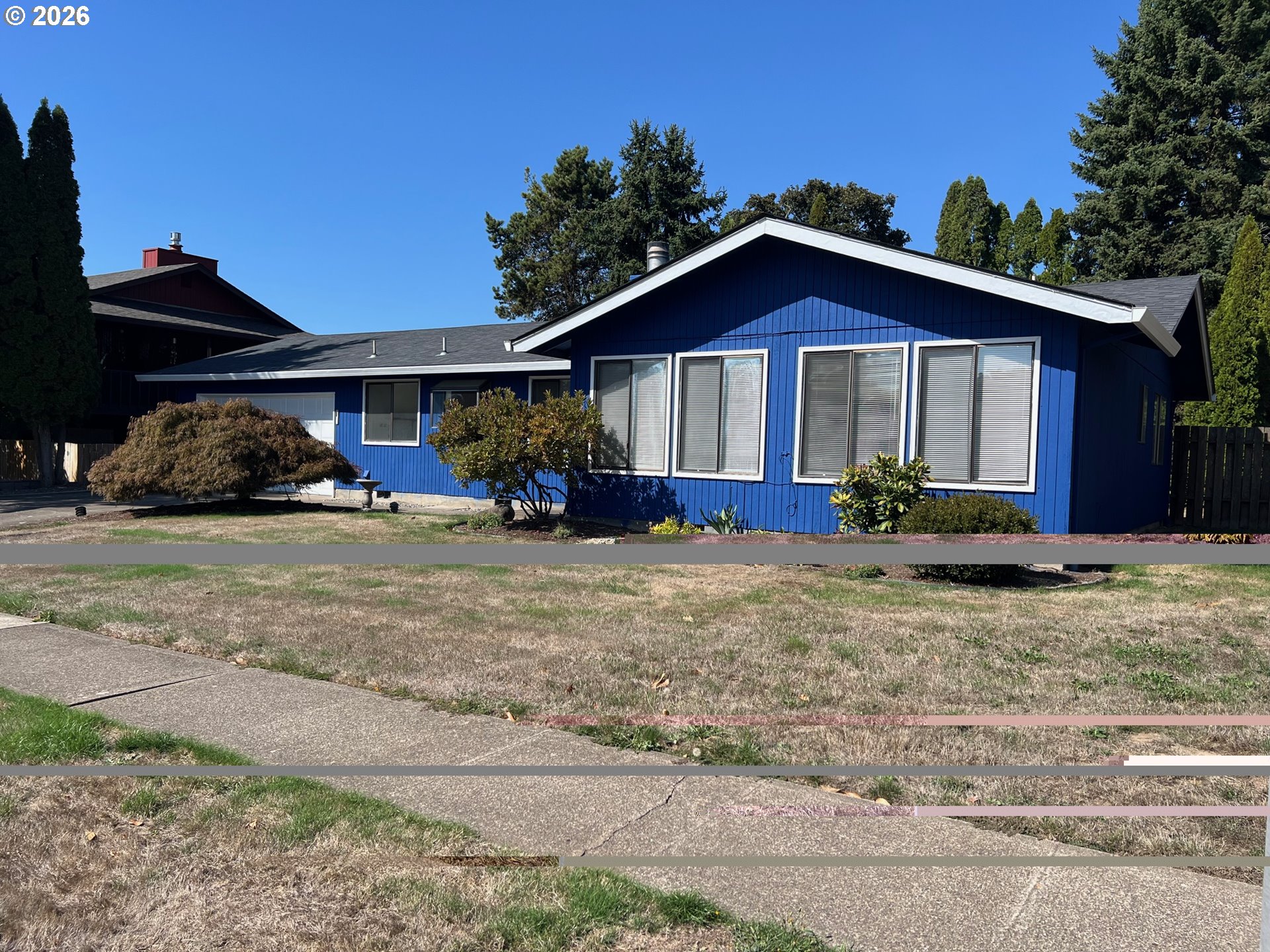 205 E Foothills Dr — photo