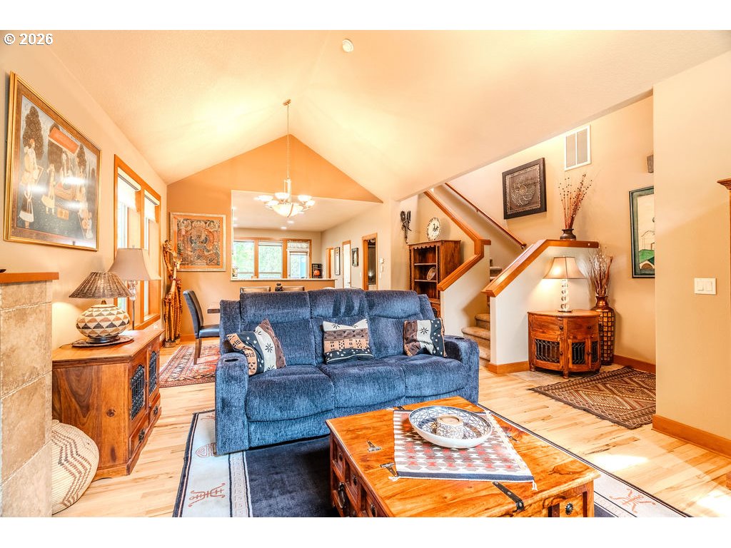 703 SE Anderson Ln, Gresham, OR 97080 — photo 2