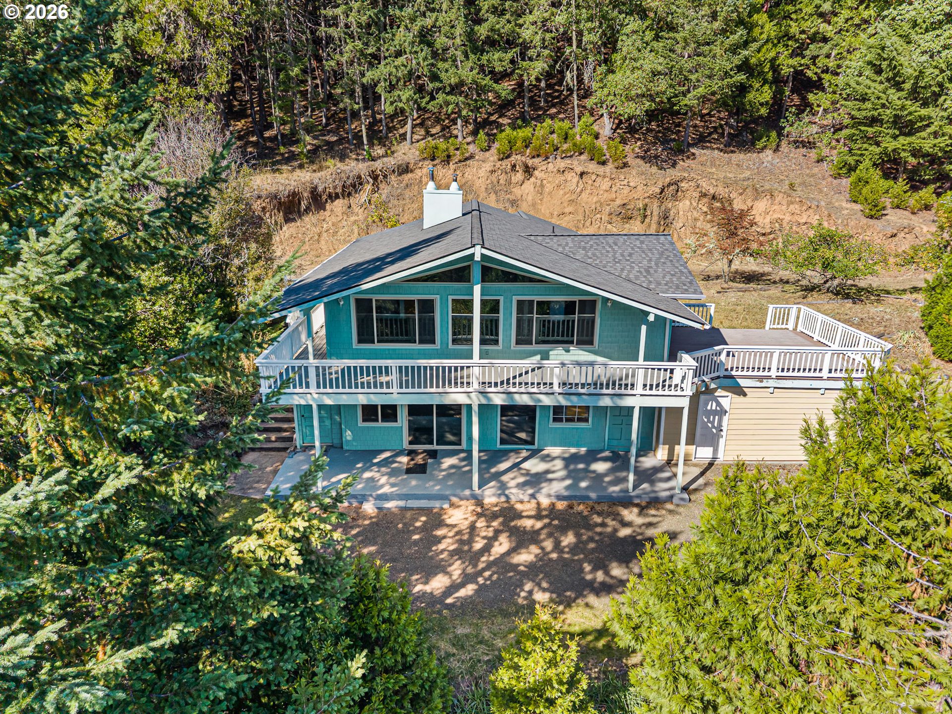 1604 Spring Brook Rd — photo