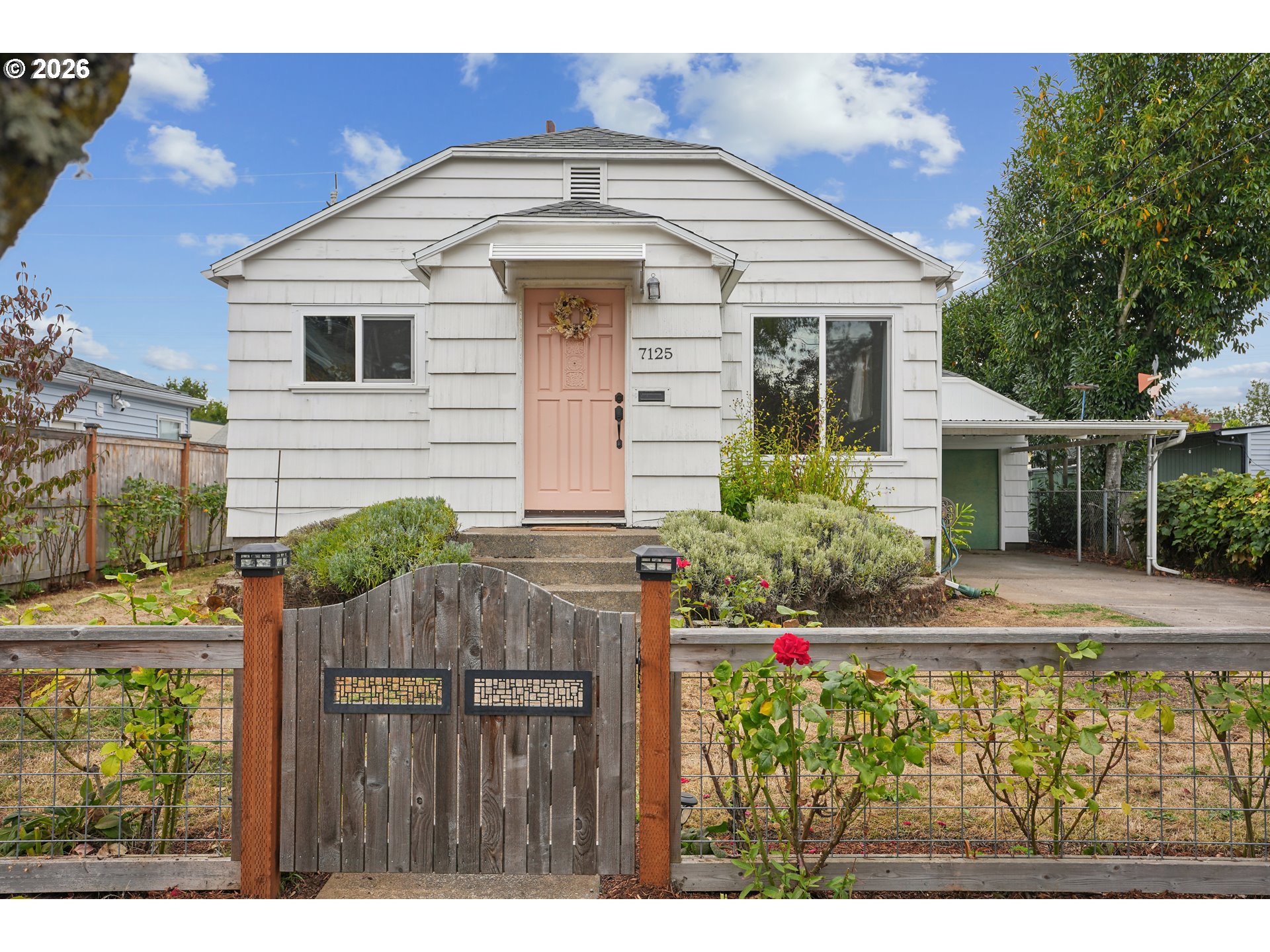 7125 N Kellogg St — photo