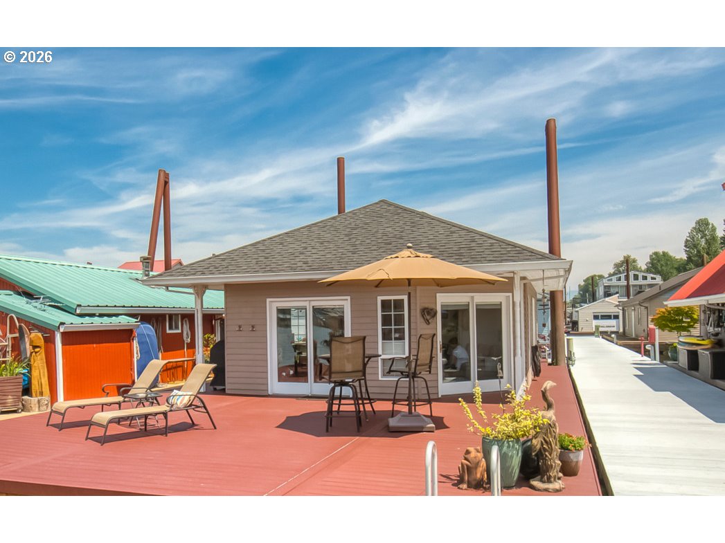 19609 NE Marine Dr G01 — photo