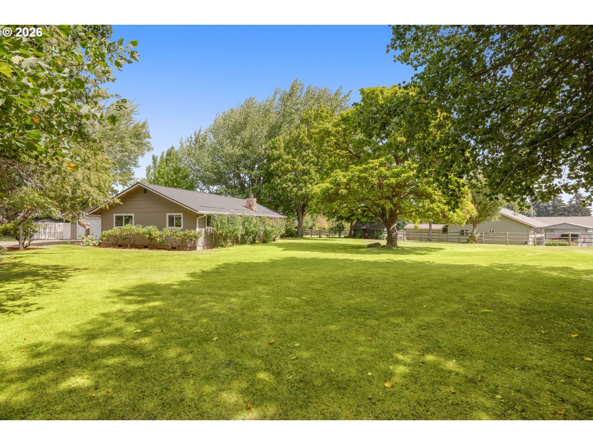 891 Frankton Rd, HoodRiver, OR 97031 — photo 2