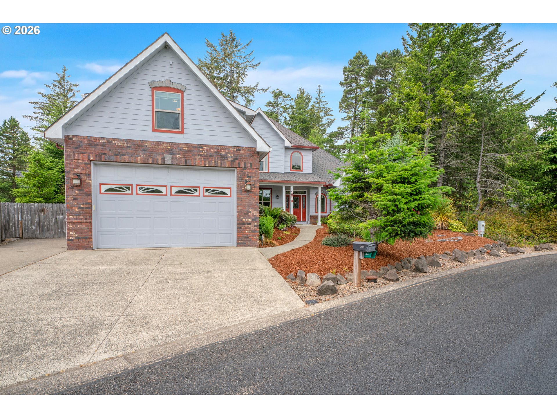 1619 Willow Loop, Florence, OR 97439 — photo 2