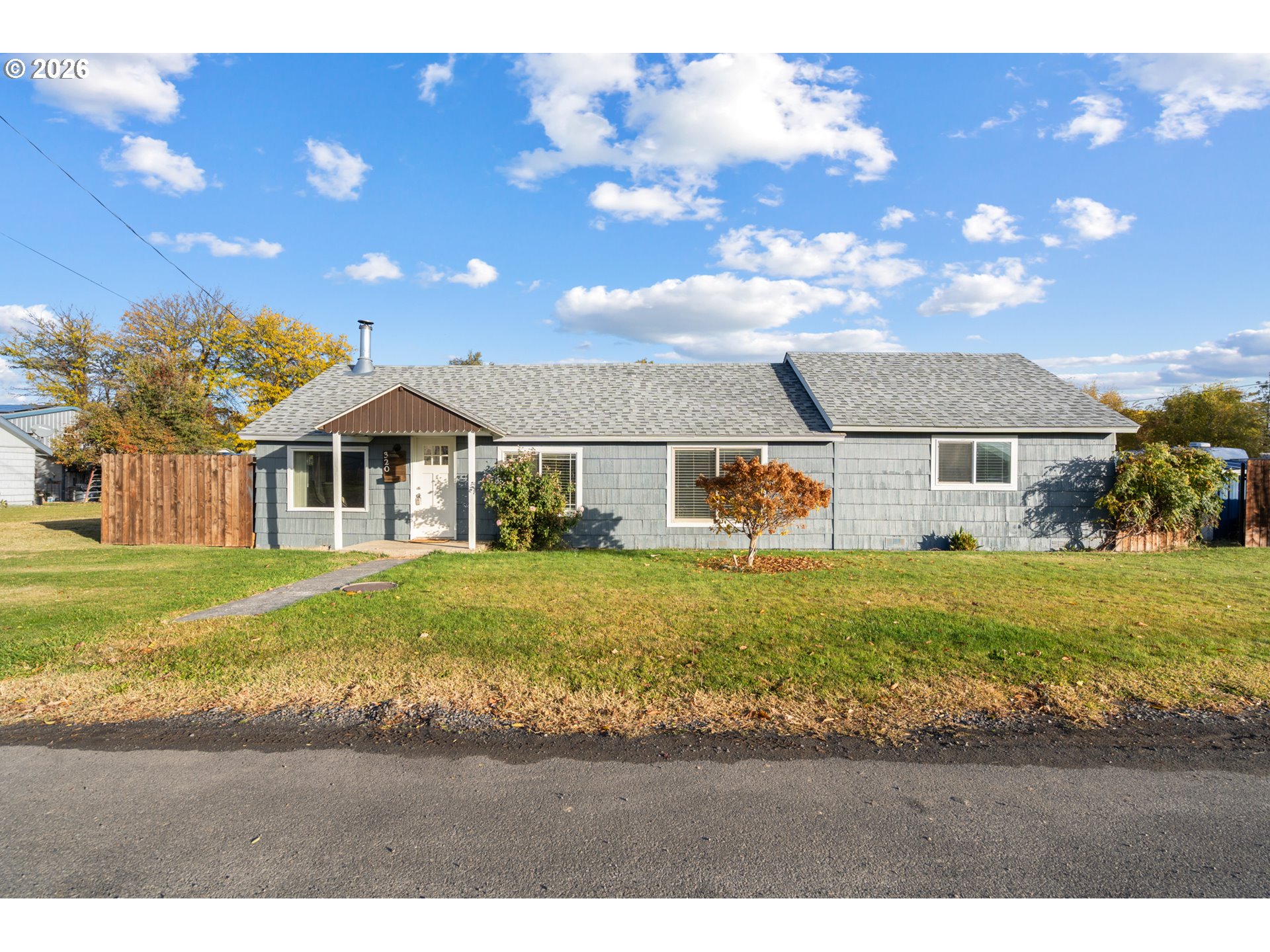 320 E Harding Ave — photo
