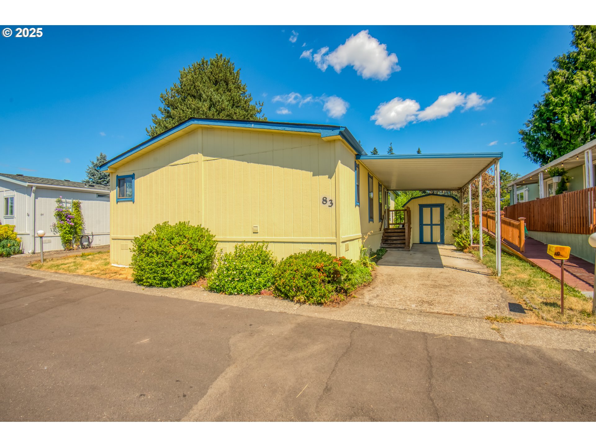 18485 SW Pacific 83 — photo