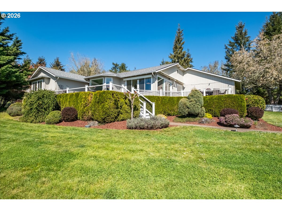 855 Perrydale Rd, Dallas, OR 97338 — photo 2