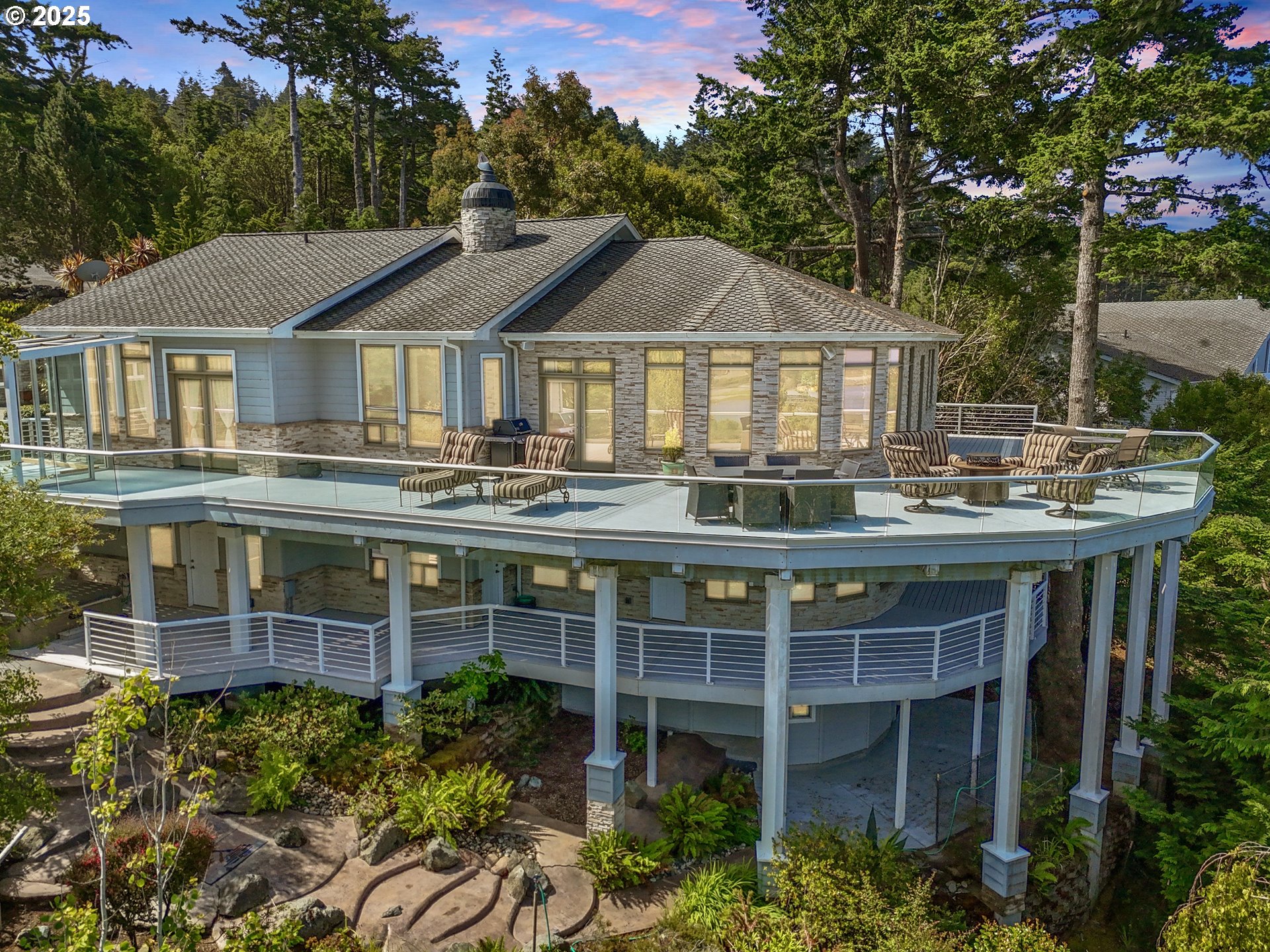 94414 Tom Cat Hill Rd — photo