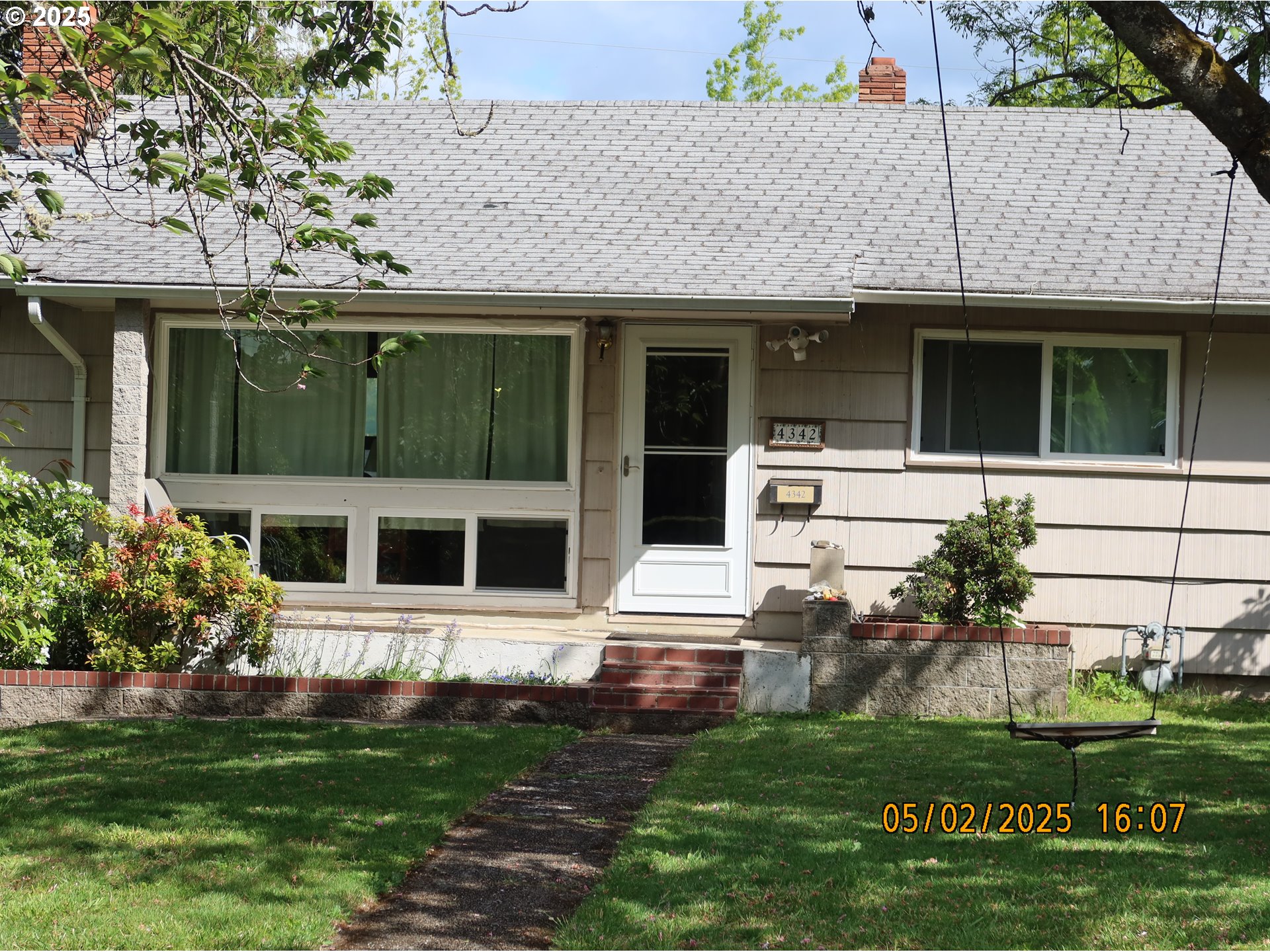 4342 McKay Dr S — photo