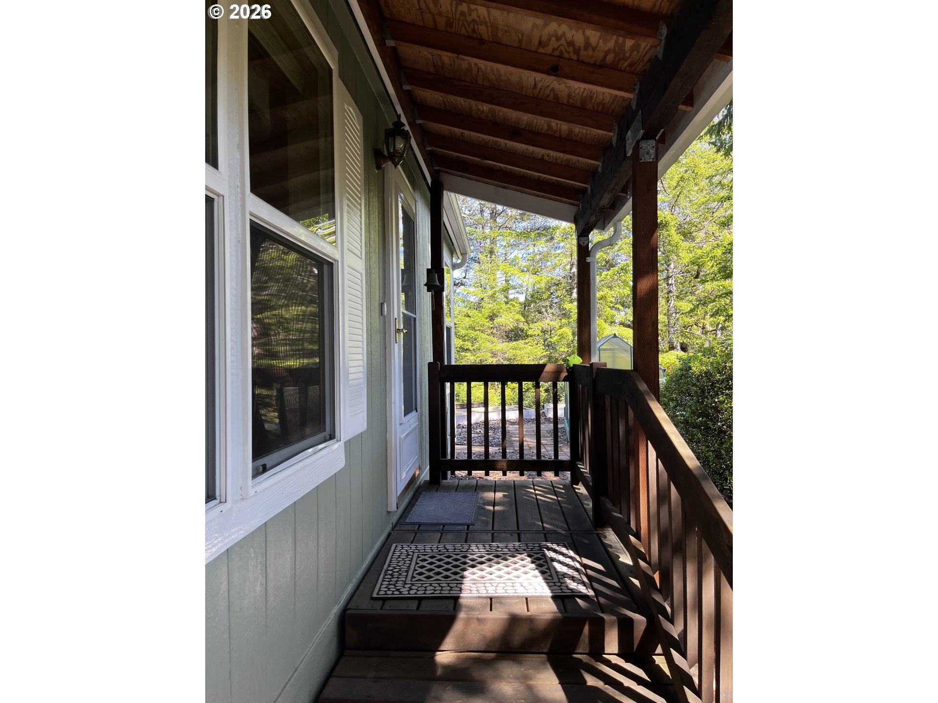 148 Outer Dr, Florence, OR 97439 — photo 2