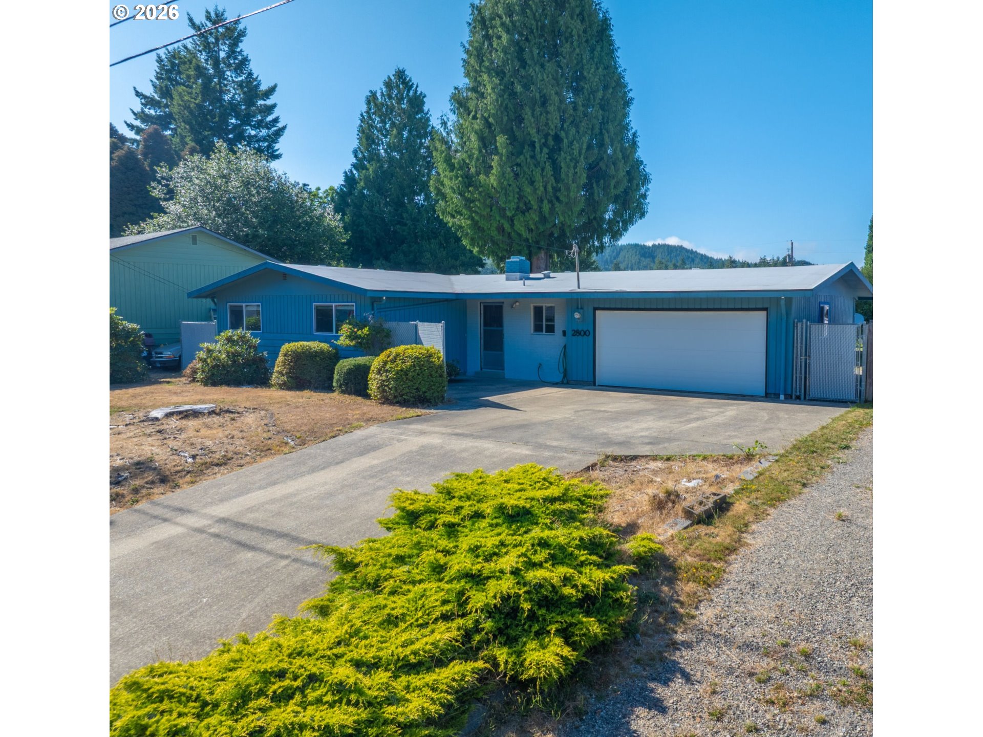 2800 Ridgeway Dr, Reedsport, OR 97467 — photo 2