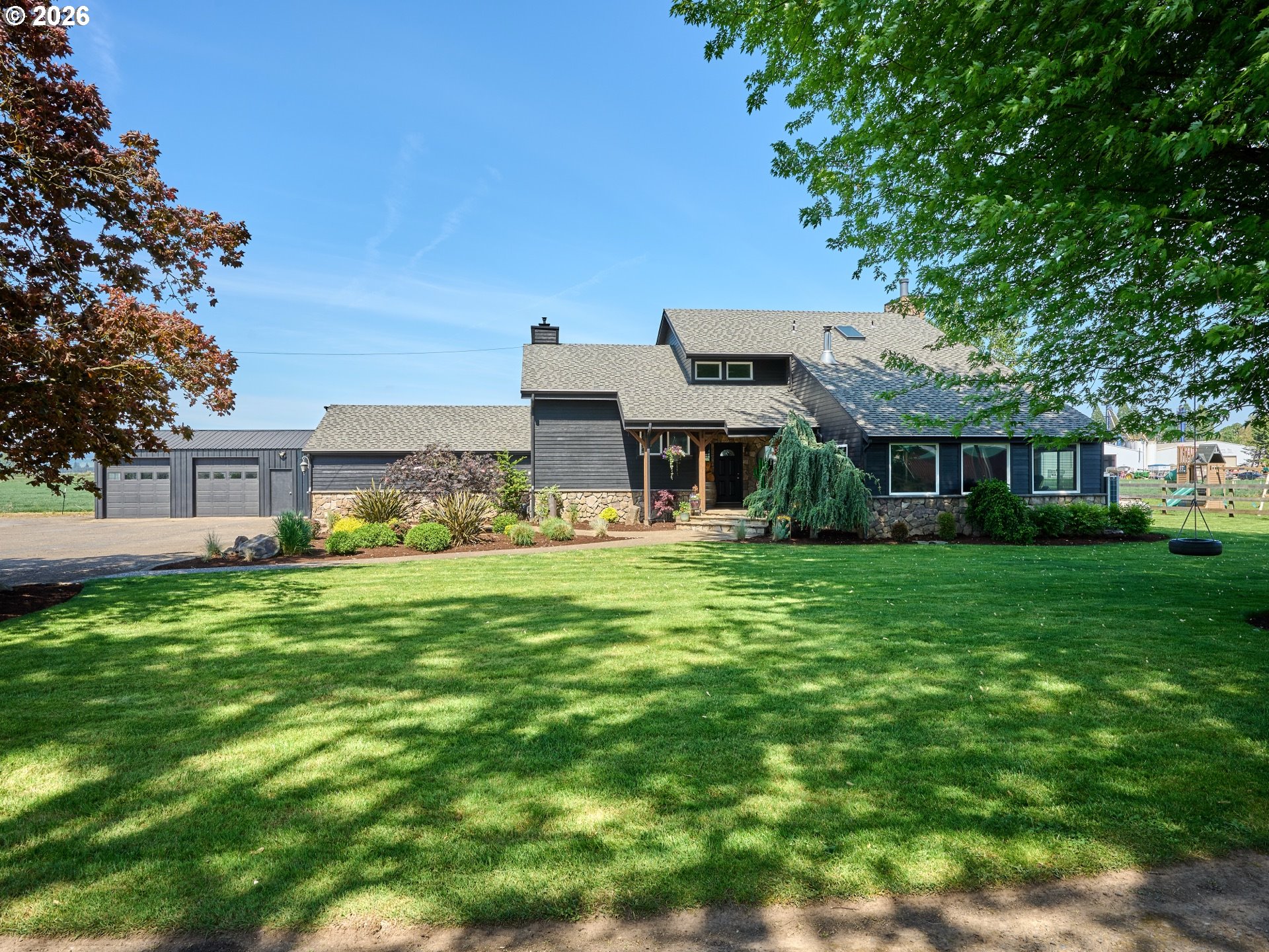 9293 Broadacres Rd NE — photo