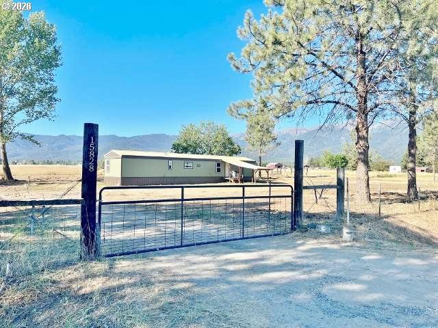 15828 Hunt Mountain Ln — photo