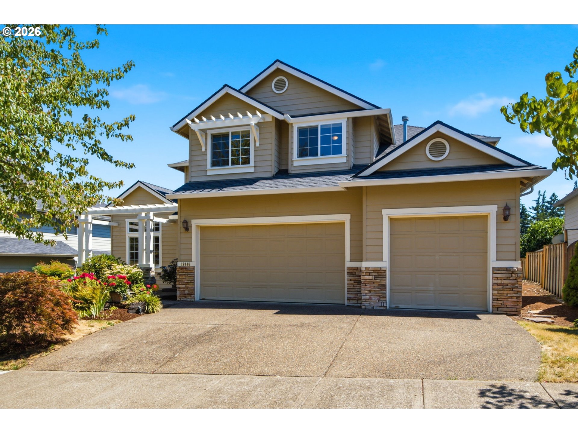 15946 SE Henderson Way — photo