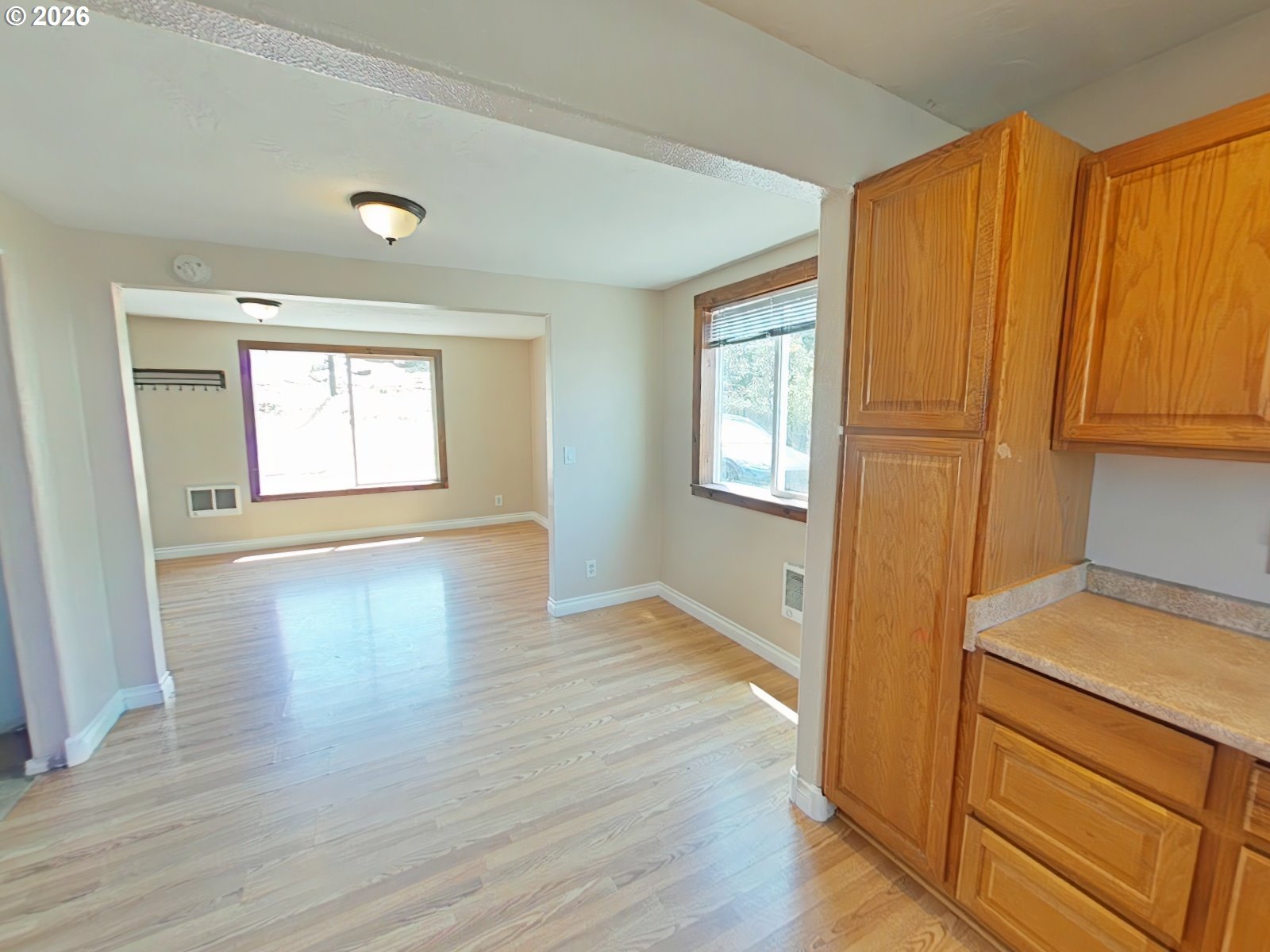 2001 E 10th St, TheDalles, OR 97058 — photo 3