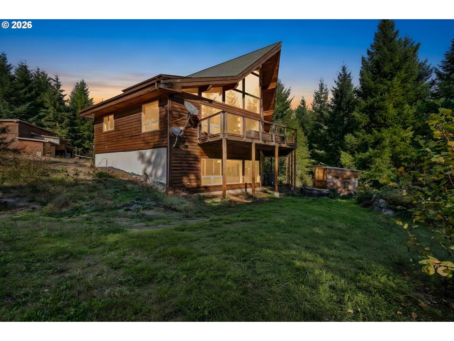 31692 Raisor Rd, CottageGrove, OR 97424