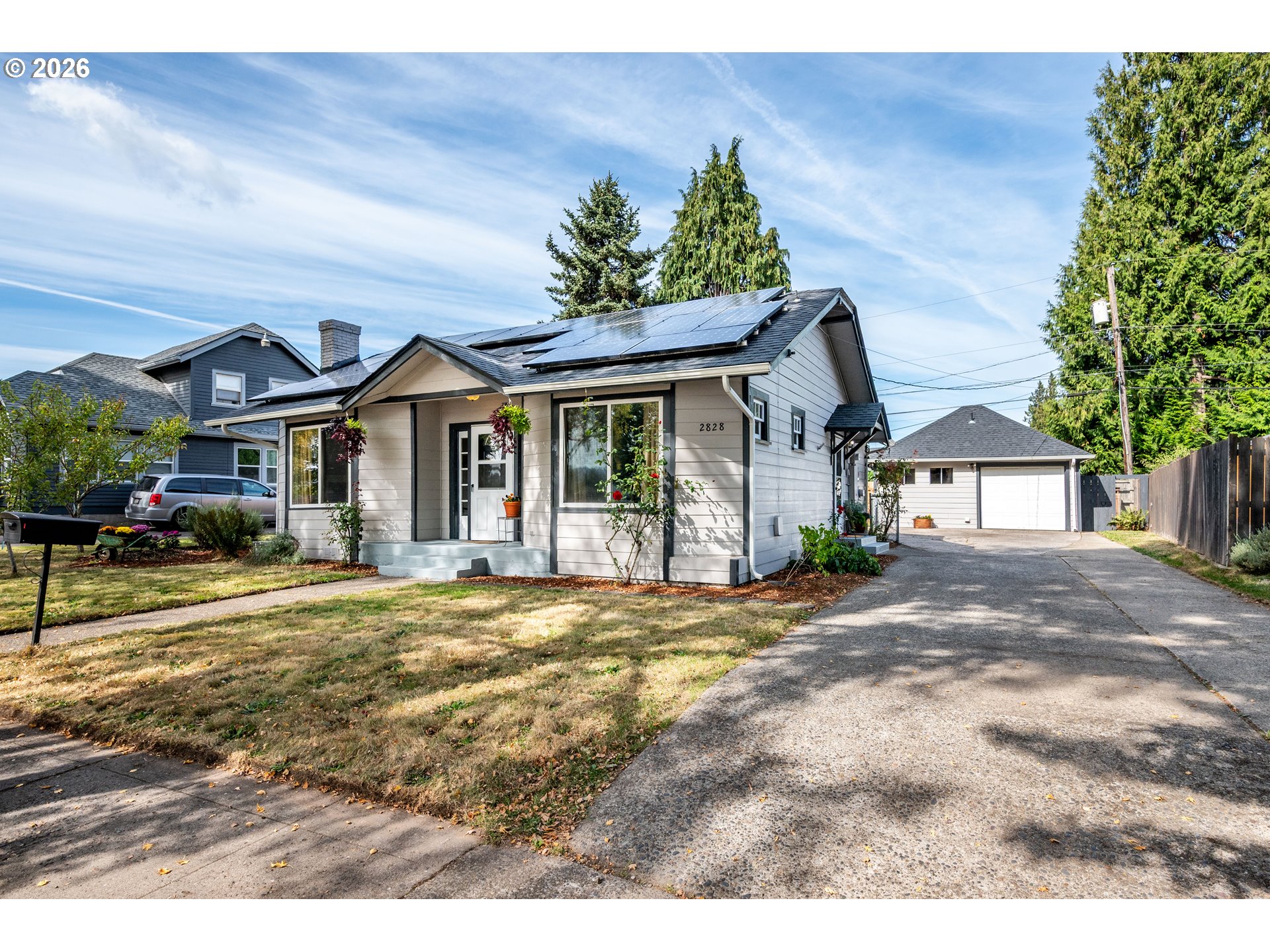 2828 Washington Way — photo
