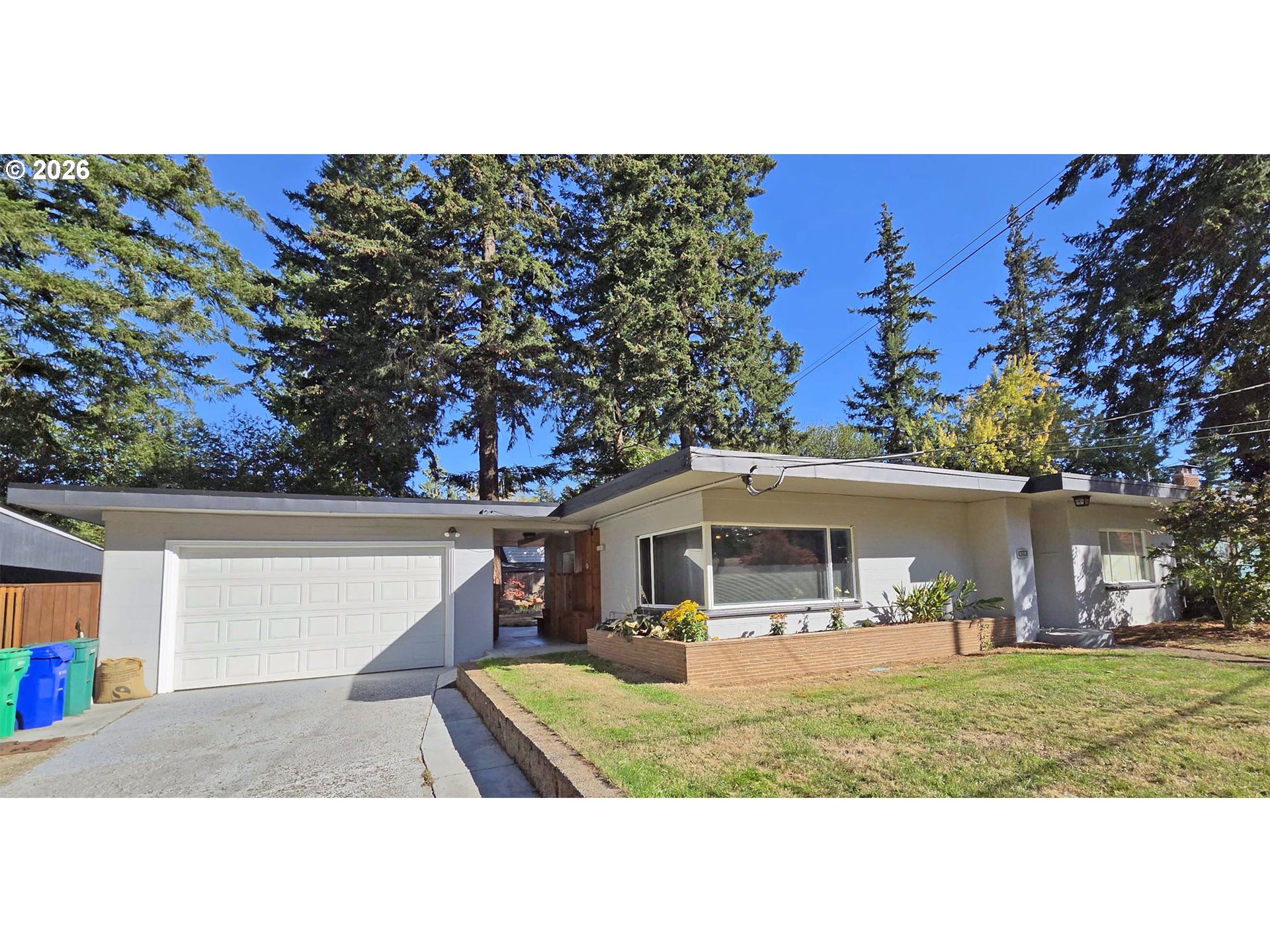 842 NE 113th Ave — photo