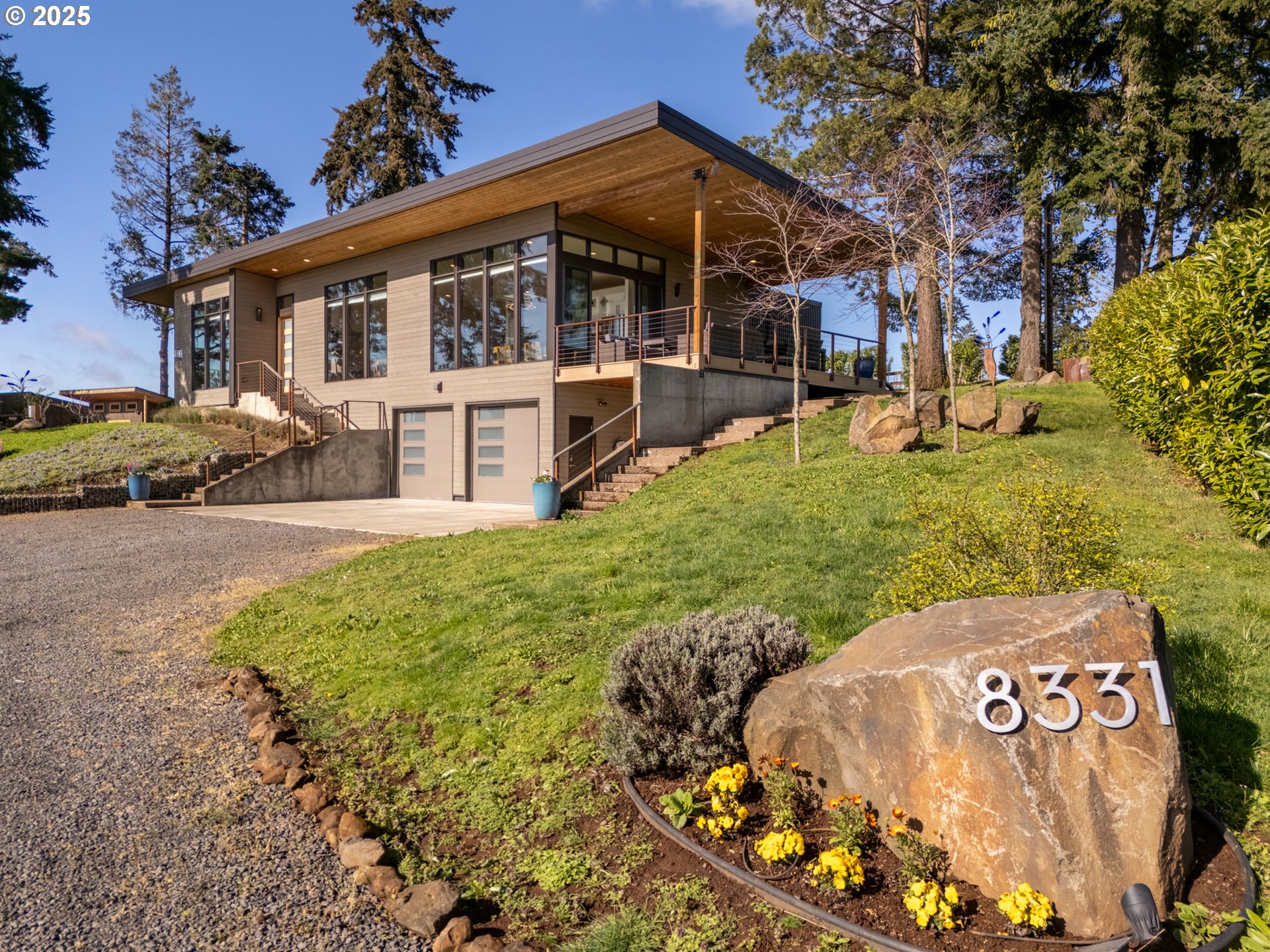 8331 NE Worden Hill Rd — photo