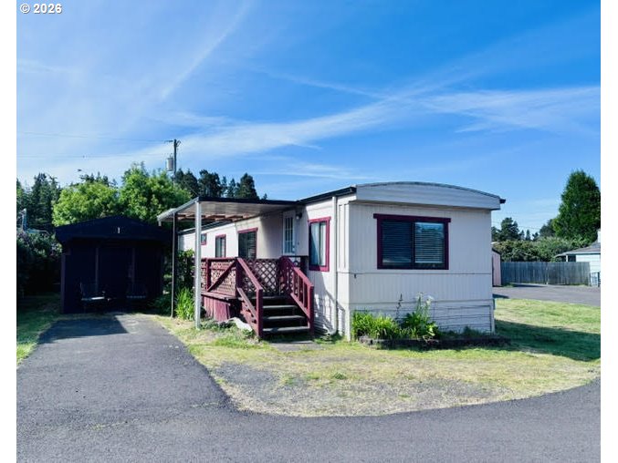 87735 Highway 101 1 — photo