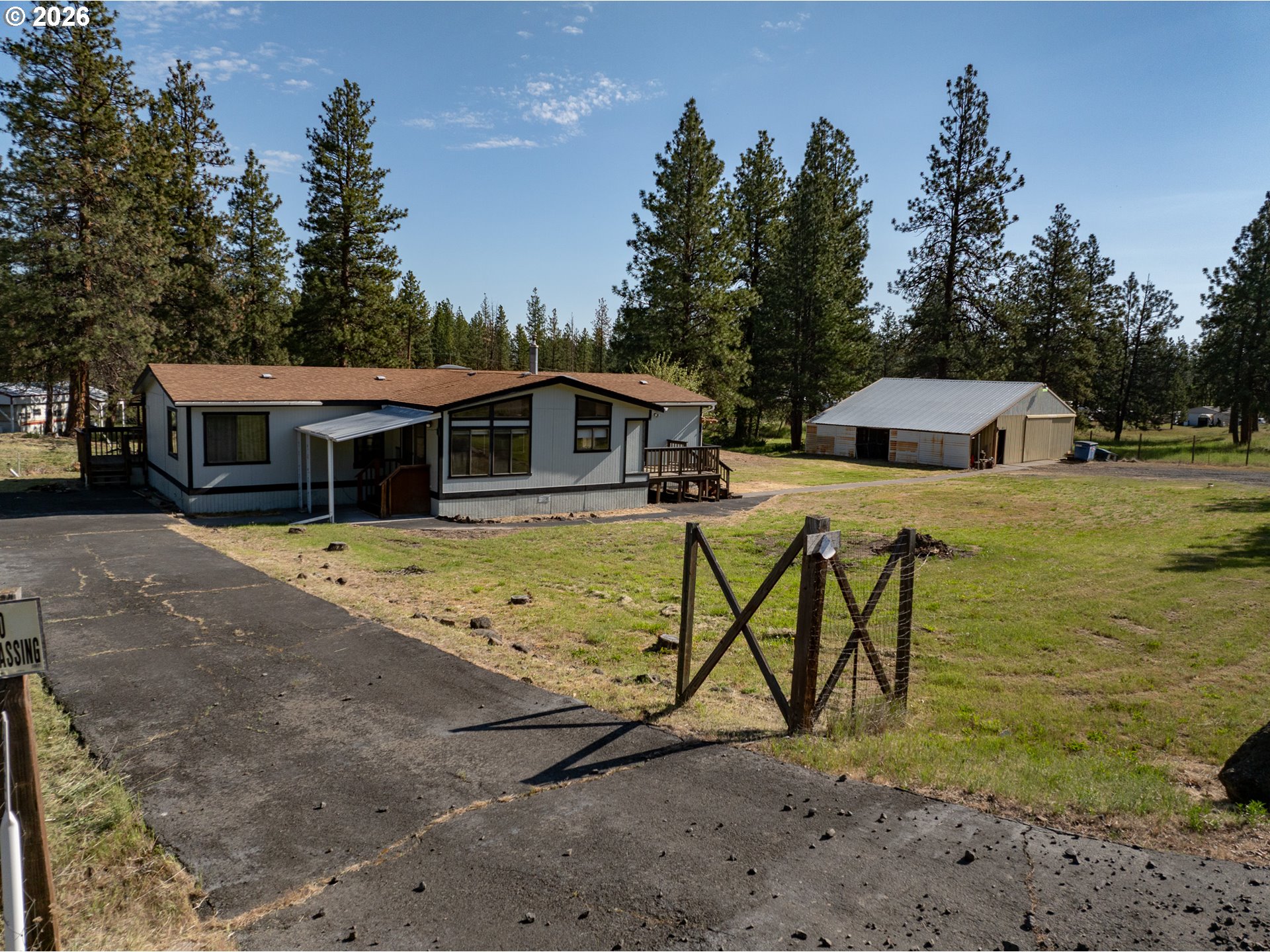 245 S Mike Rd — photo
