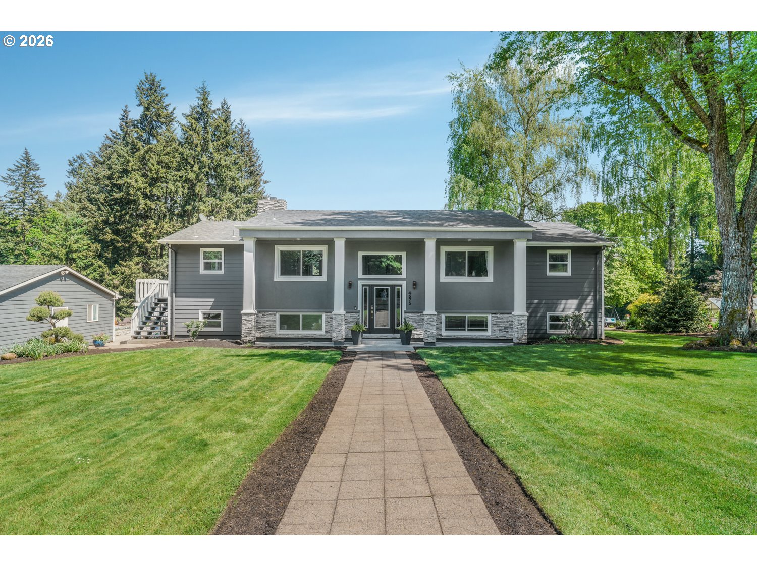 4575 Eagle Crest Rd — photo