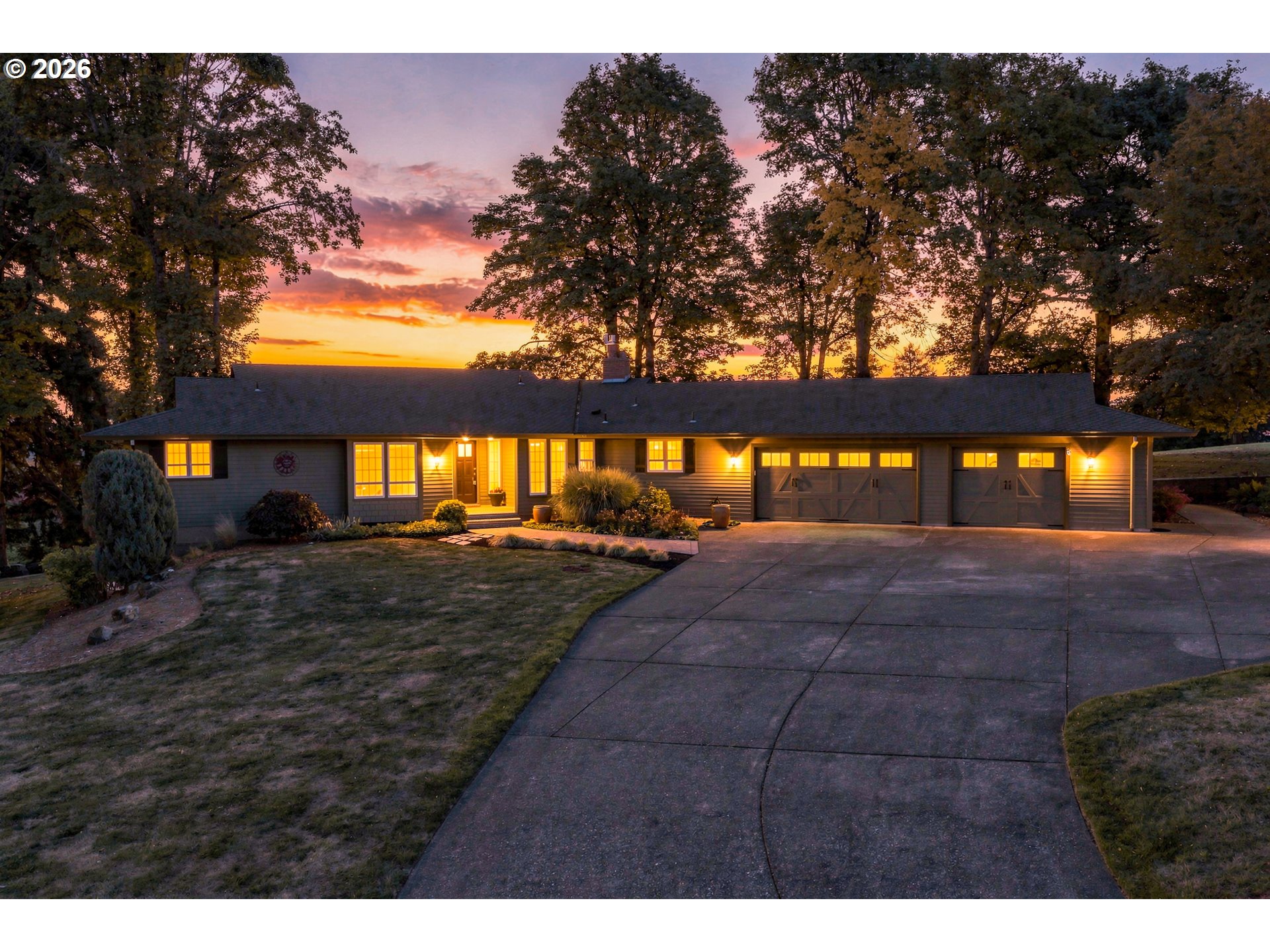 13876 SE Mountain Crest Dr — photo