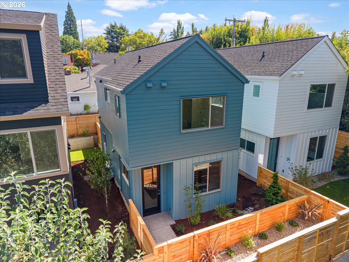4118 SE Franklin St — photo