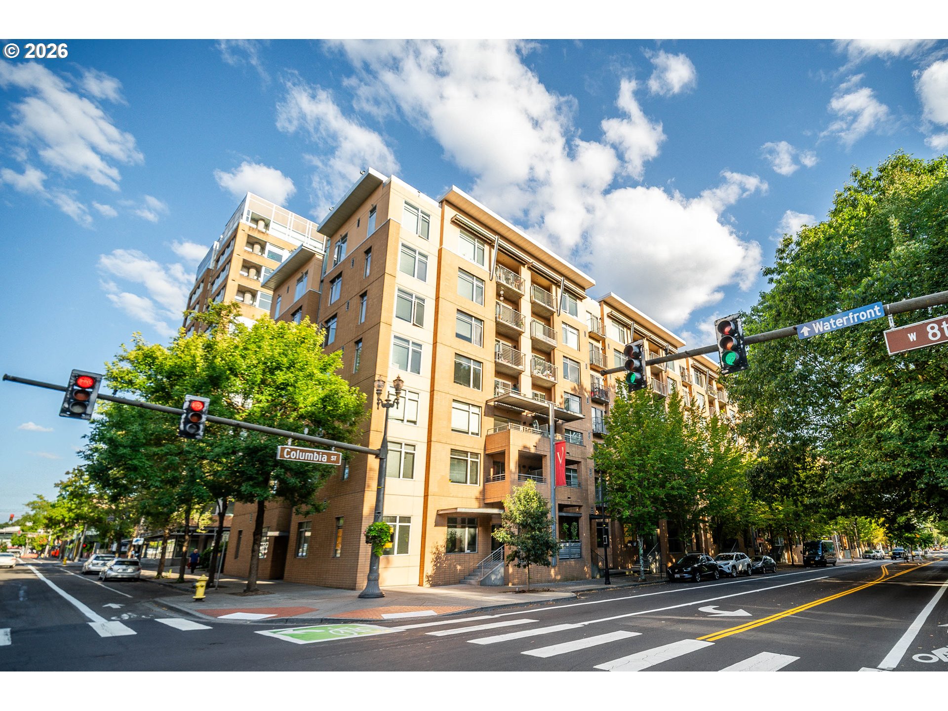 701 Columbia St 415 — photo
