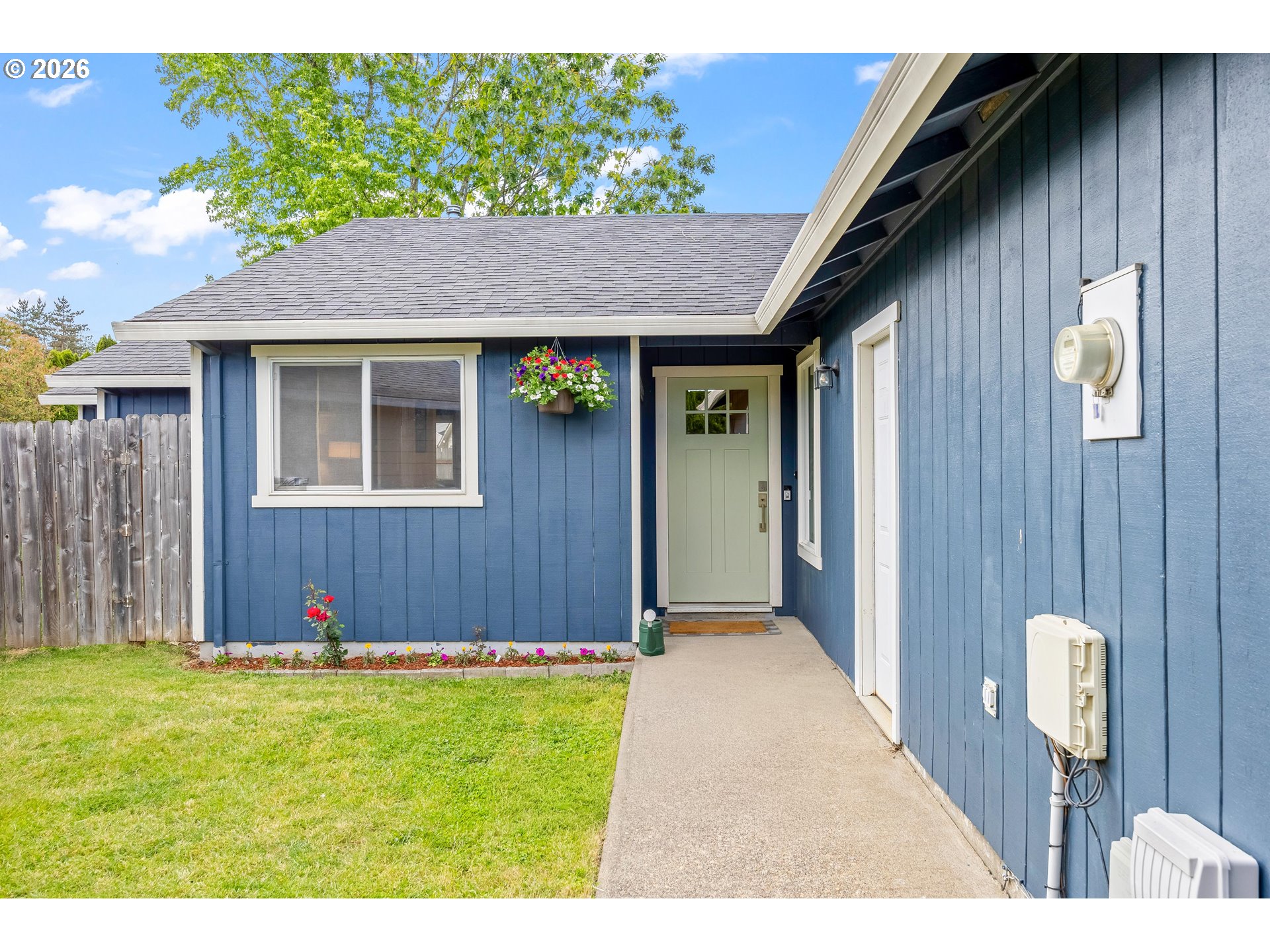 1146 SW James Ct — photo