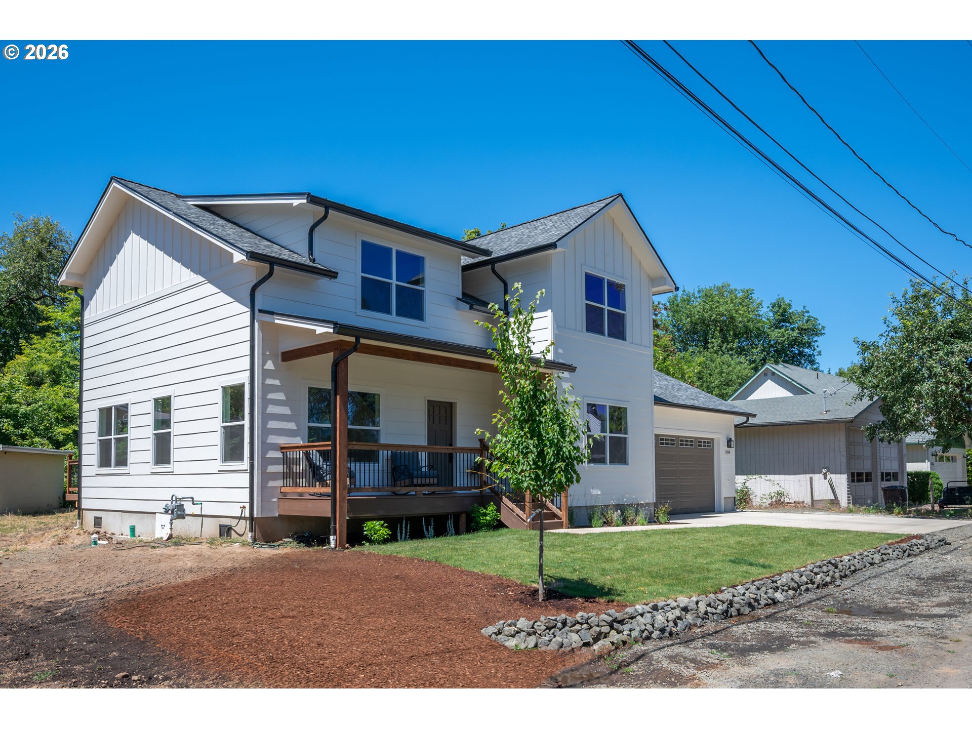 1306 NW Whipple Ave — photo
