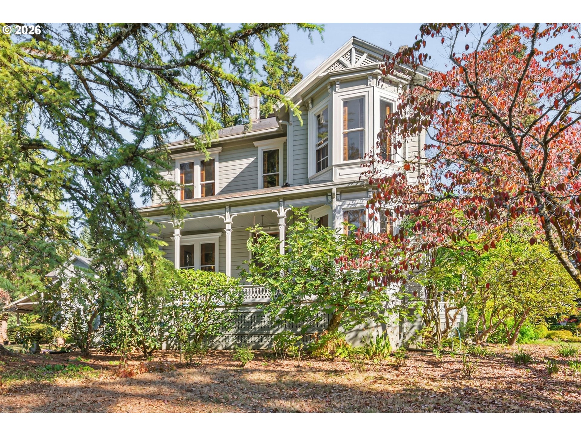 16031 SE River Rd — photo