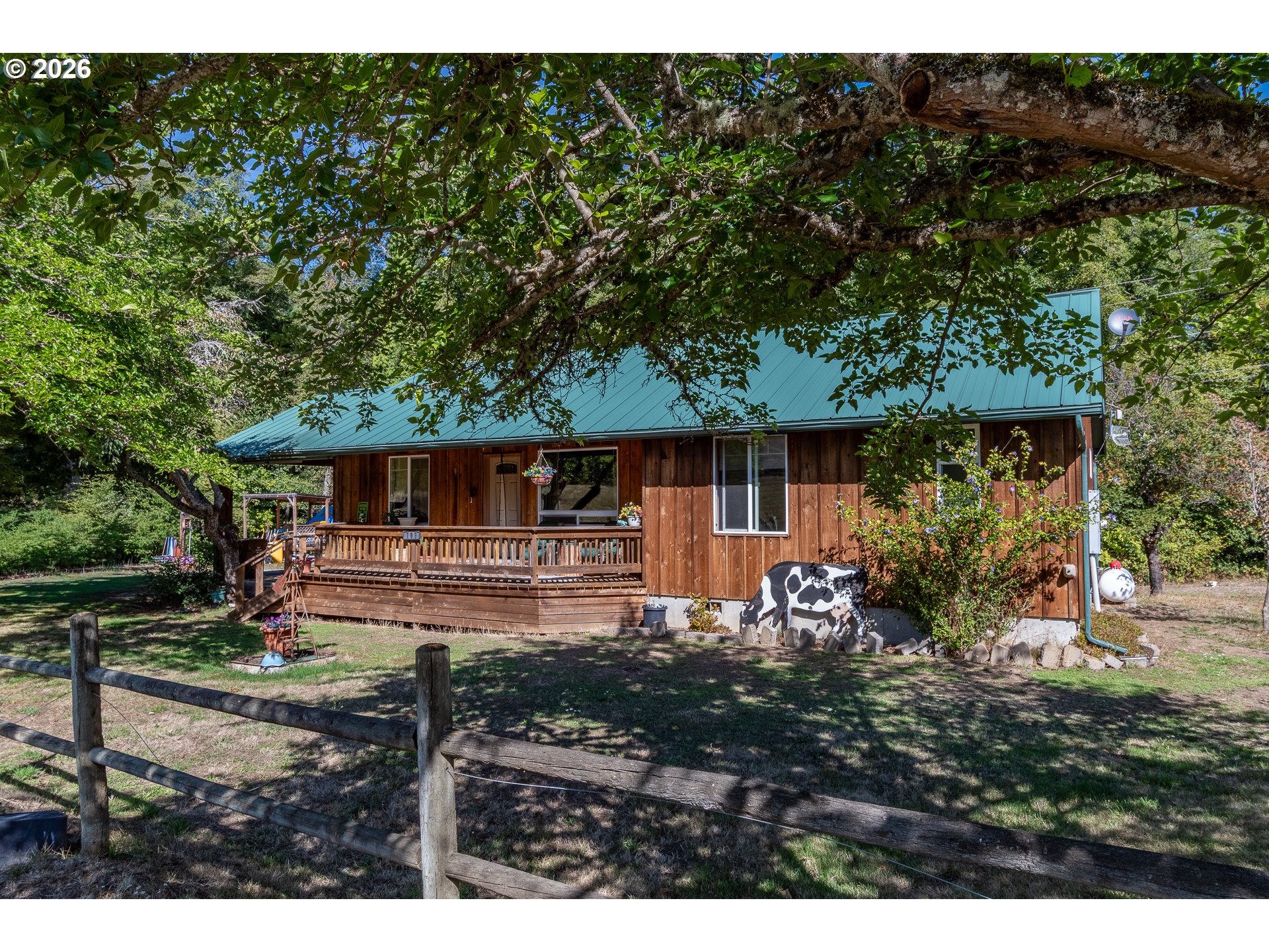 709 Ash Creek Rd, Riddle, OR 97469 — photo 2