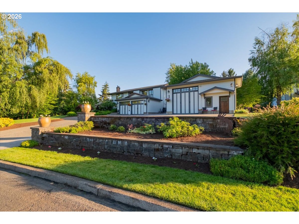 24752 NE Prairie View Dr — photo